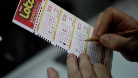 Afortunado: un rodriguense se ganó un premio millonario en el Loto