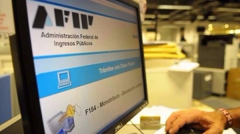 Por la crisis, AFIP suspendió la exclusión de oficio del Monotributo