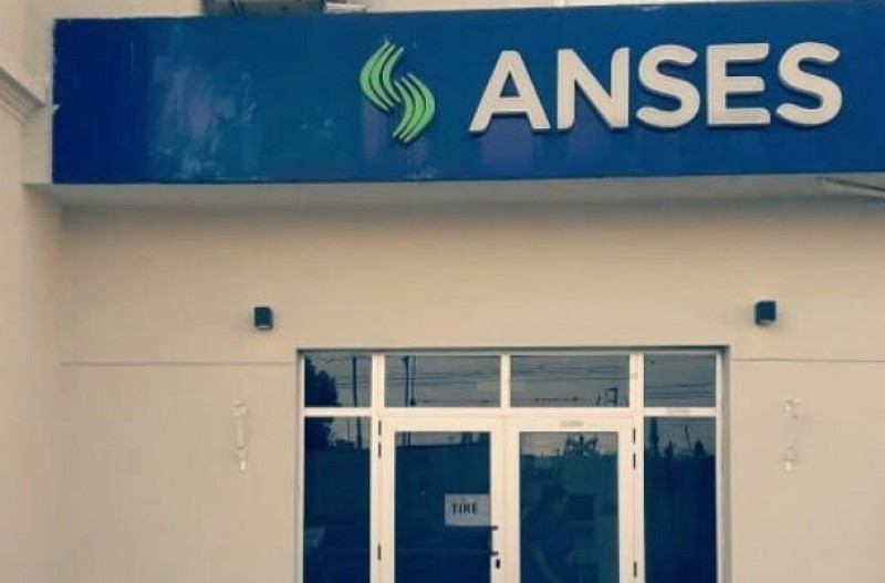 Aún sin sus oficinas abiertas, ANSES anunció la prórroga del vencimiento de autorizaciones de cobro de beneficios