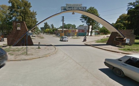 Una joven fue asaltada por motochorros en barrio Güemes y busca recuperar algunas de sus pertenencias