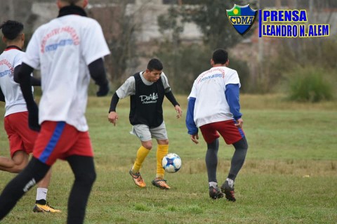 Los clubes rodriguenses siguen sumando minutos