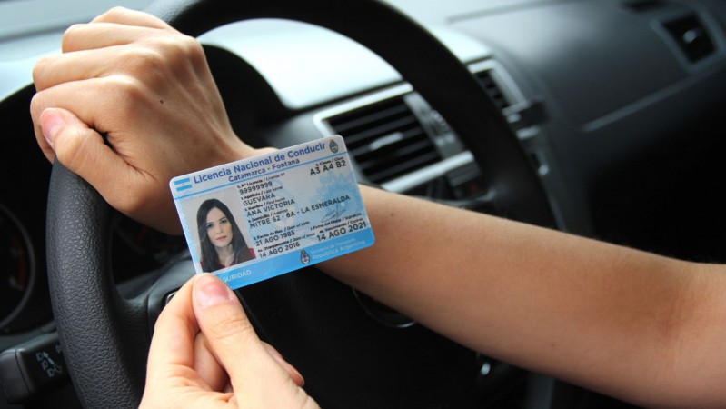 El Gobierno bonaerense prorrogó el vencimiento de las licencias de conducir por el término de un año