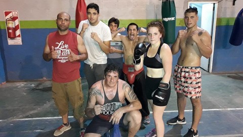 Velada de Boxeo profesional en el Polideportivo Municipal