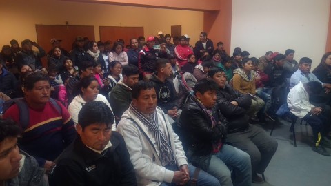 La comunidad boliviana reclamó seguridad tras el violento robo al productor rural local