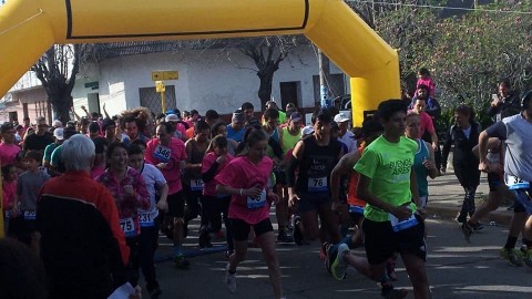 En una jornada primaveral, el Mixto corrió su maratón por las calles de Rodríguez