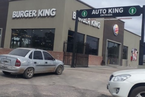 Infraccionaron al local de Burger King en Rodríguez
