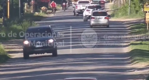 Video: así escapaba la banda de ladrones que asaltó una empresa y secuestró al hijo del dueño