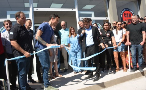 Durante su paso por Gral. Rodríguez, Kicillof también participó de la inauguración del nuevo C.O.M. y de un jardín