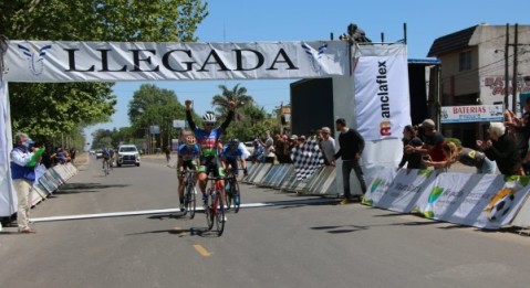 Ciclismo de ruta: se corrió la 5ª Vuelta a General Rodríguez y estos fueron los resultados en cada categoría