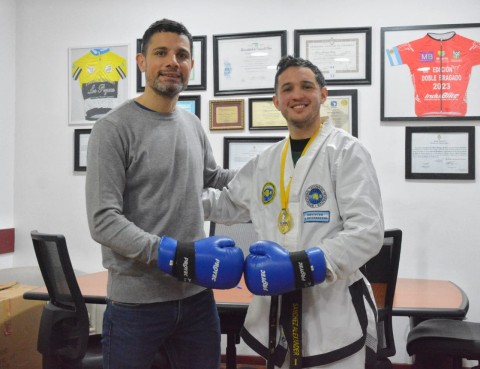 Taekwondista rodriguense recibió un reconocimiento luego de obtener un Campeonato Nacional