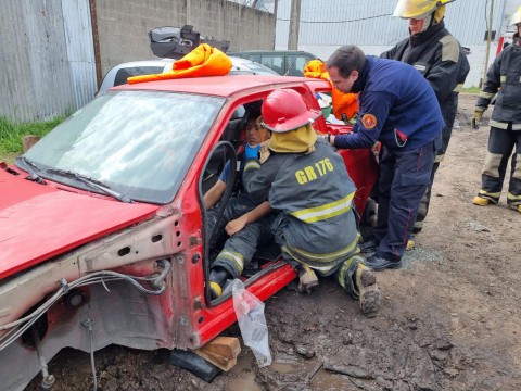 Curso de ingreso a Bomberos: qué ejercicios deben realizar los aspirantes