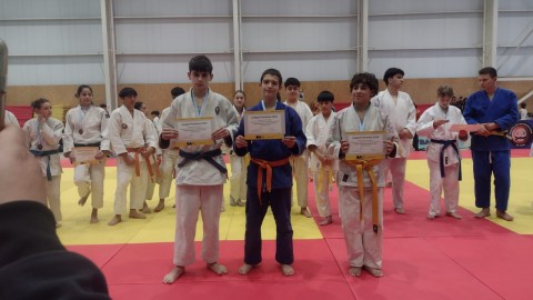 Deportistas de la Escuela Municipal de Judo consiguieron varias medallas en una nueva competencia