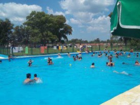 ATE ofrece a sus afiliados disfrutar de un centro recreativo con entrada gratuita en el verano