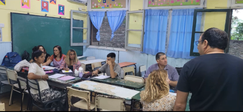 Lunes con un taller gratuito para familias con hijos que cursen la escuela primaria