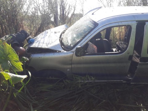 Dos personas hospitalizadas tras un choque en Ruta 24 durante la mañana del viernes