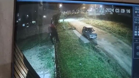 Video: así roban los delincuentes en la zona del barrio Los Naranjitos