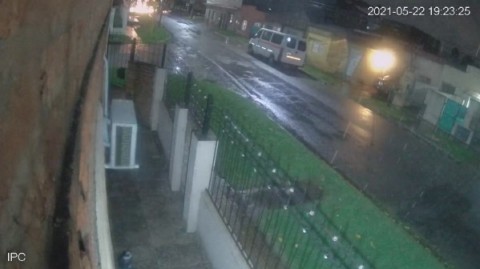 Video: explosión en el tendido eléctrico en la calle Whelan