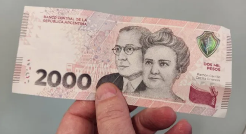 Billetes de $2000: las dos medidas de seguridad que le faltan y cómo detectar los billetes falsos