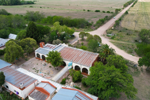 Finalizaron los trabajos en caminos rurales que conectan escuelas rodriguenses