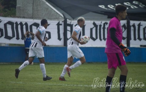 Atlas logró mantener su invicto tras un trabajoso empate ante Claypole