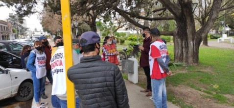 El Polo Obrero reclamó frente al Municipio por infraestructura en los barrios y ayuda a comedores