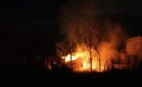 Ardió una casa en el barrio San Bernardo y una familia perdió todo