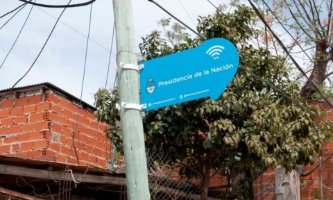 El municipio y ENACOM planean redes internet gratuitas para barrios populares: cuáles son