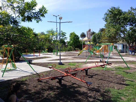 Así quedó la renovada Plaza San José tras dos meses de obras