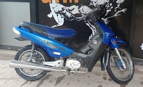 Entraron sigilosamente a su casa mientras dormían y les robaron la moto