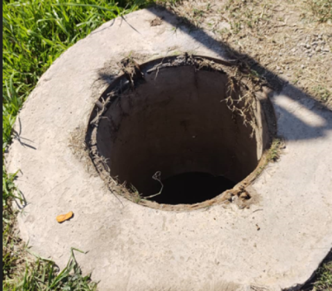 Video: así robaron dos veces en cuatro días una tapa de cloacas