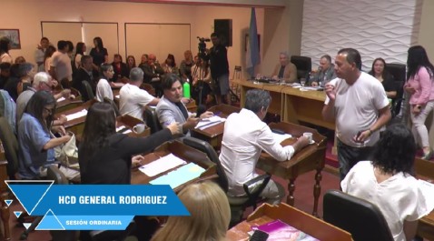 Una concejal "rompió" su bloque y abre el camino a la mayoría oficialista en el Concejo Deliberante