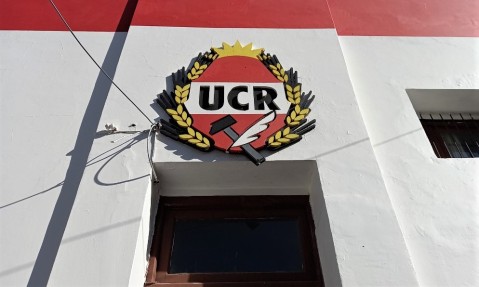 La UCR emitió un comunicado con su decisión de cara al balotaje