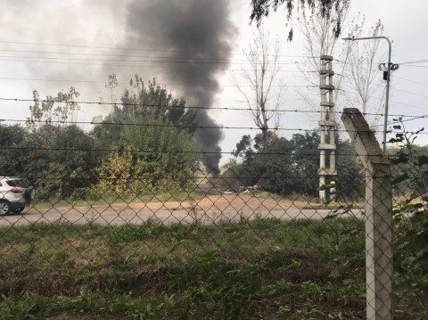 Hartazgo de vecinos por la quema de la basura del Corralón Municipal