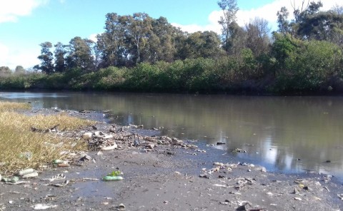 Cómo es el sistema que la Provincia desarrolla para controlar la contaminación y desastres en la cuenca del Río Reconquista