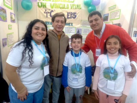 El proyecto con el que una escuela local se metió en la instancia nacional de la Feria de Ciencias