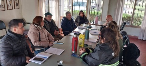 Organismos estatales mantuvieron un encuentro con productores familiares de General Rodríguez para potenciar al sector